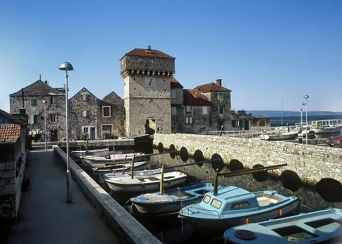Apartmán Dida Roko, Rustikalni S Terasom Kaštela