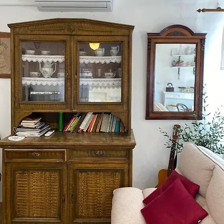 Dida Roko, Rustikalni S Terasom Apartment