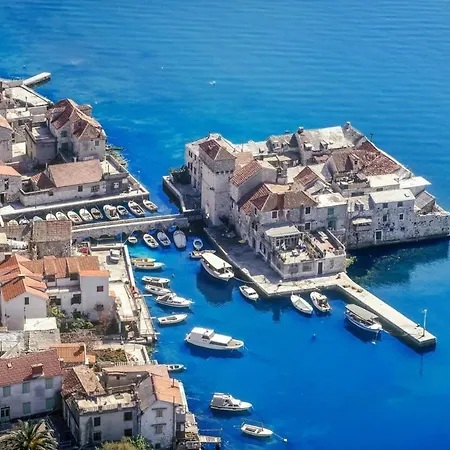 Lejlighed Dida Roko, Rustikalni S Terasom *