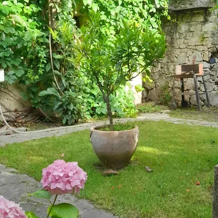 Apartment Dida Roko, Rustikalni S Terasom Kastela