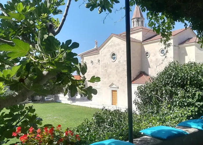 Lejlighed Dida Roko, Rustikalni S Terasom