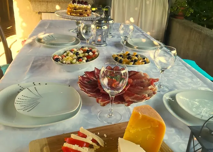 Dida Roko, Rustikalni S Terasom Kaštela